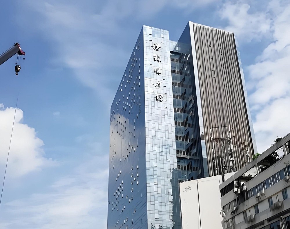 环球广场外观图